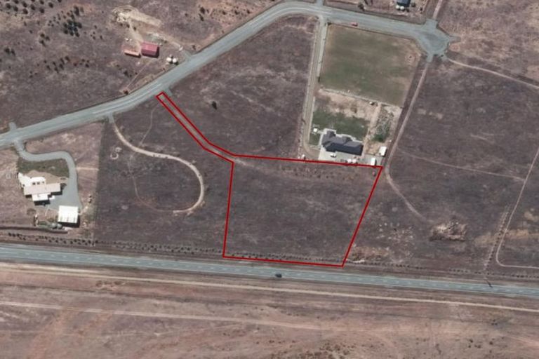 Photo of property in 6 Hardacre Place, Omarama, 9412