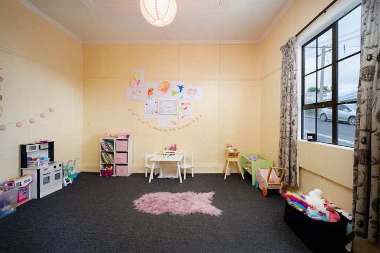 Photo of property in 22 Peel Street, Mornington, Dunedin, 9011