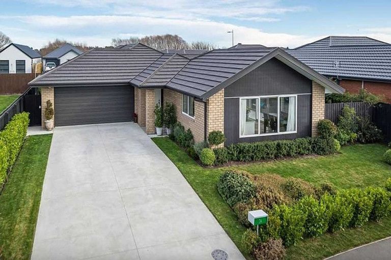 Photo of property in 34 Winfield Drive, Wigram, Christchurch, 8042