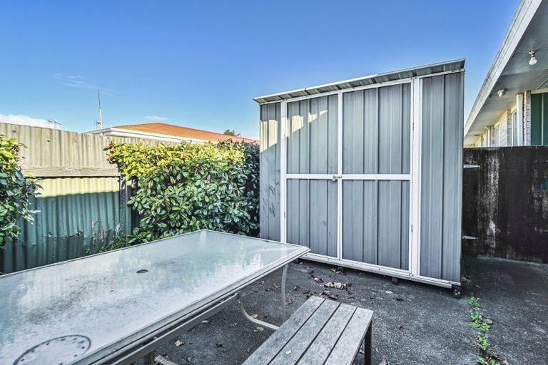 Photo of property in 1/410 Avenue Road West, Hastings, 4122