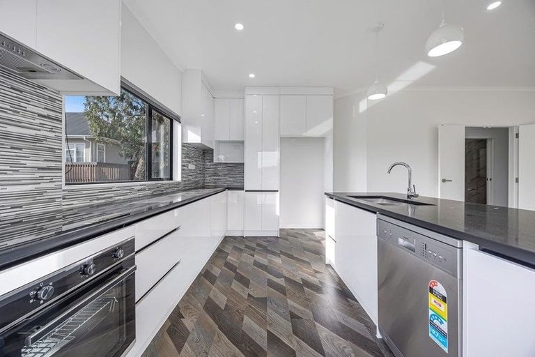 Photo of property in 16 Reseda Place, Papatoetoe, Auckland, 2025