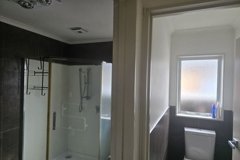 Photo of property in 49b Cambridge Terrace, Papatoetoe, Auckland, 2025