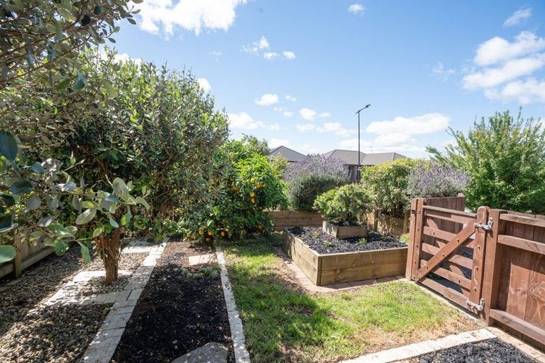 Photo of property in 17 Teafields Court, Huntington, Hamilton, 3210