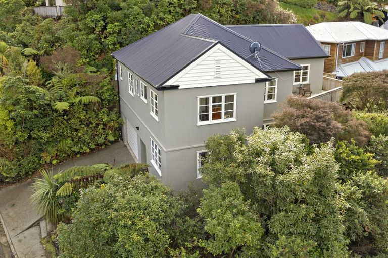 Photo of property in 41 Burma Road, Khandallah, Wellington, 6035