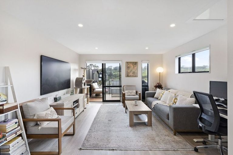 Photo of property in 22 Parenga Lane, Kumeu, 0810