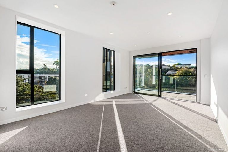 Photo of property in The Victor, 312/4 Bute Road, Browns Bay, Auckland, 0630