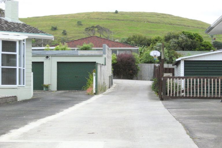 Photo of property in 14a Dalry Place, Mangere Bridge, Auckland, 2022