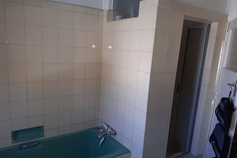 Photo of property in 14 Ashleigh Crescent, Miramar, Wellington, 6022