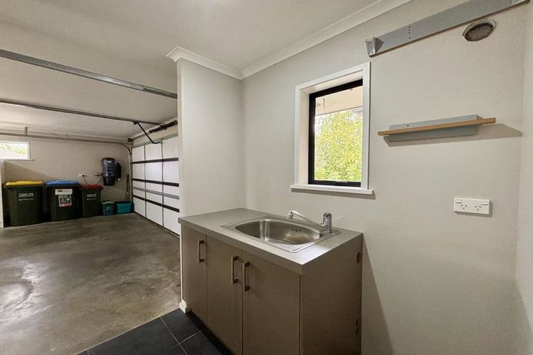 Photo of property in 16 Somerton Drive, Huntington, Hamilton, 3210