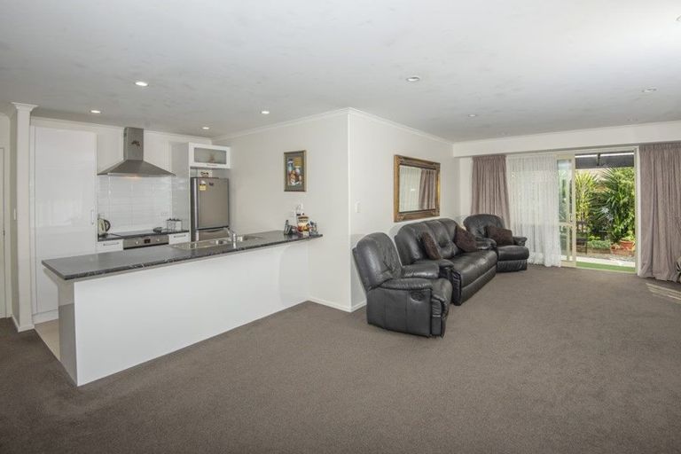 Photo of property in 52 Tamure Place, Ruakaka, 0116