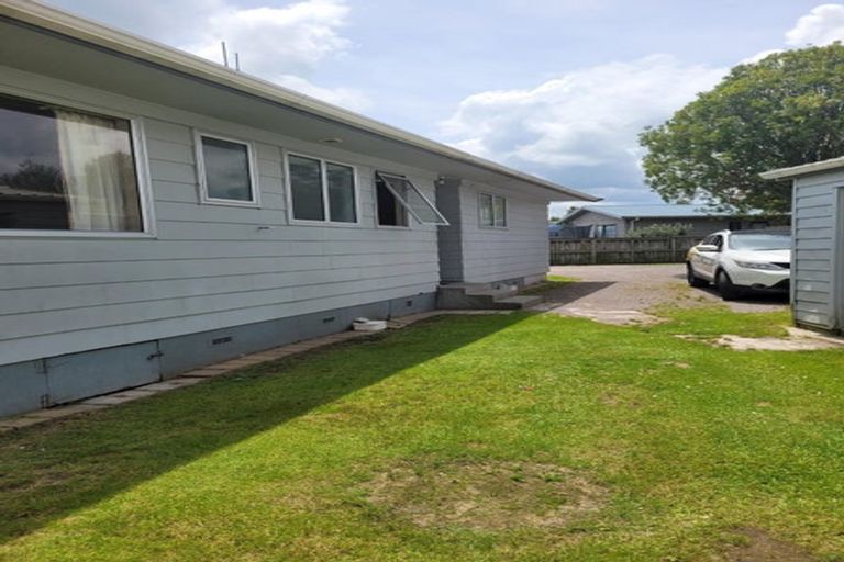 Photo of property in 16a Matthew Place, Kawaha Point, Rotorua, 3010