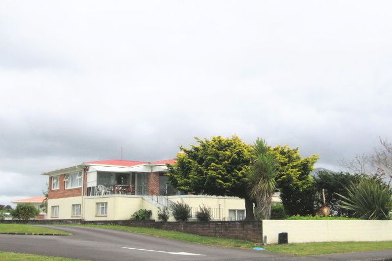 Photo of property in 38 West Street, Pukekohe, 2120