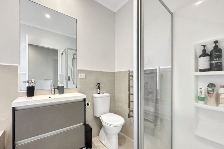 Photo of property in 21 Wallace Road, Hobsonville, Auckland, 0616