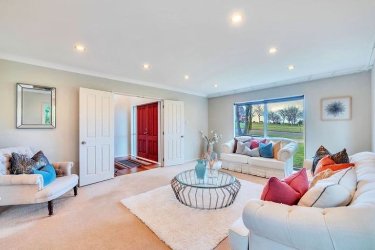 Photo of property in 270 Schnapper Rock Road, Schnapper Rock, Auckland, 0632
