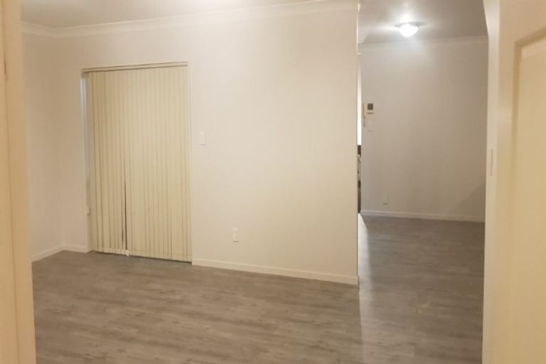 Photo of property in 56 Ransom Smyth Drive, Goodwood Heights, Auckland, 2105