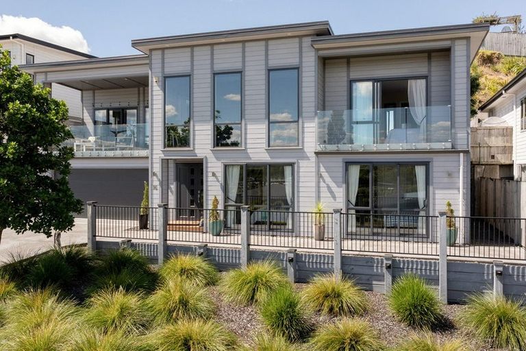 Photo of property in 16 Gyle Place, Pyes Pa, Tauranga, 3112