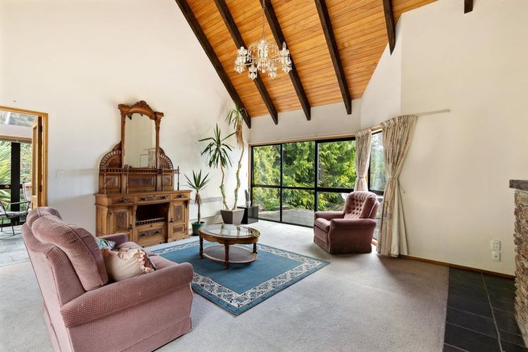 Photo of property in 6 Thorn Crescent, Fernhill, Queenstown, 9300