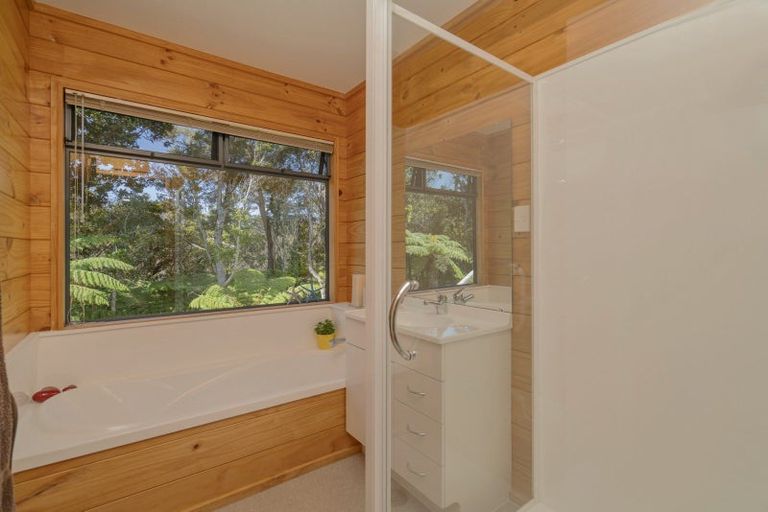 Photo of property in 595 Boat Harbour Road, Whenuakite, Whitianga, 3591