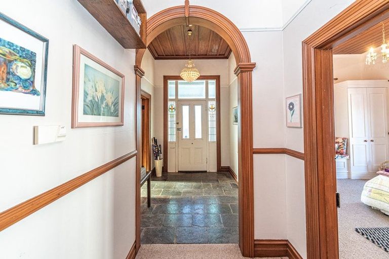 Photo of property in 5 Argyle Street, Whanganui, 4500