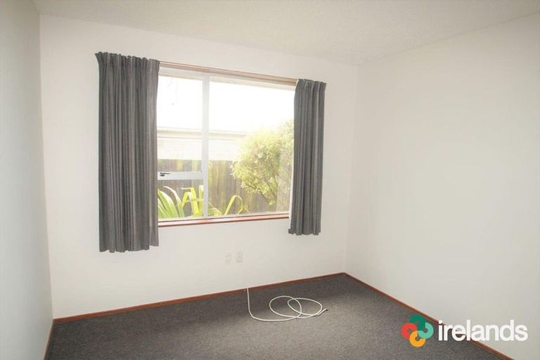 Photo of property in 2/58 Mathesons Road, Phillipstown, Christchurch, 8011