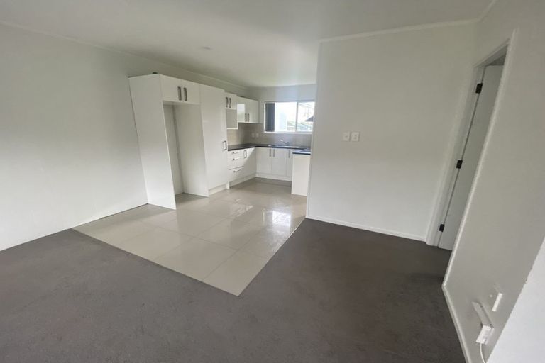 Photo of property in 2/81 Puhinui Road, Papatoetoe, Auckland, 2104