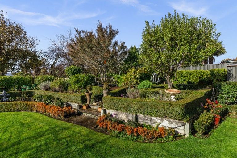 Photo of property in 58 Palmbrook Avenue, Havelock North, 4130
