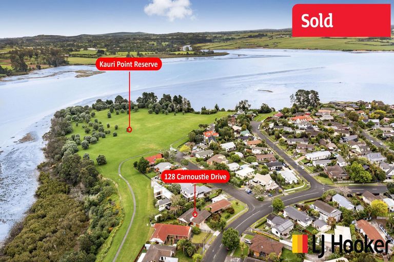 Photo of property in 128 Carnoustie Drive, Wattle Downs, Auckland, 2103