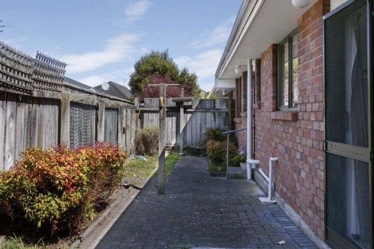 Photo of property in 2/137 Te Heuheu Street, Taupo, 3330