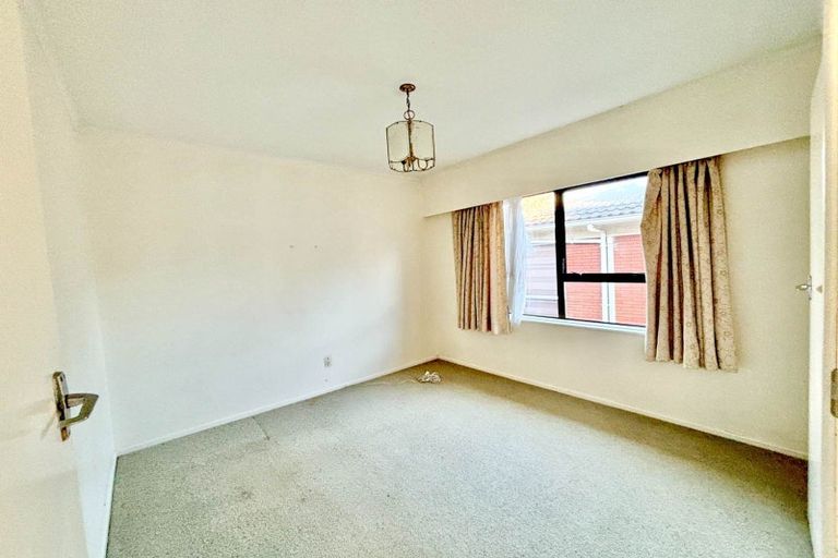 Photo of property in 13 Sorrel Crescent, Bucklands Beach, Auckland, 2012