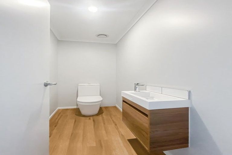 Photo of property in 9 Mawai Hakona Drive, Wallaceville, Upper Hutt, 5018