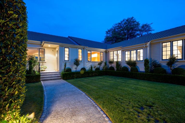 Photo of property in 19 Simla Avenue, Havelock North, 4130