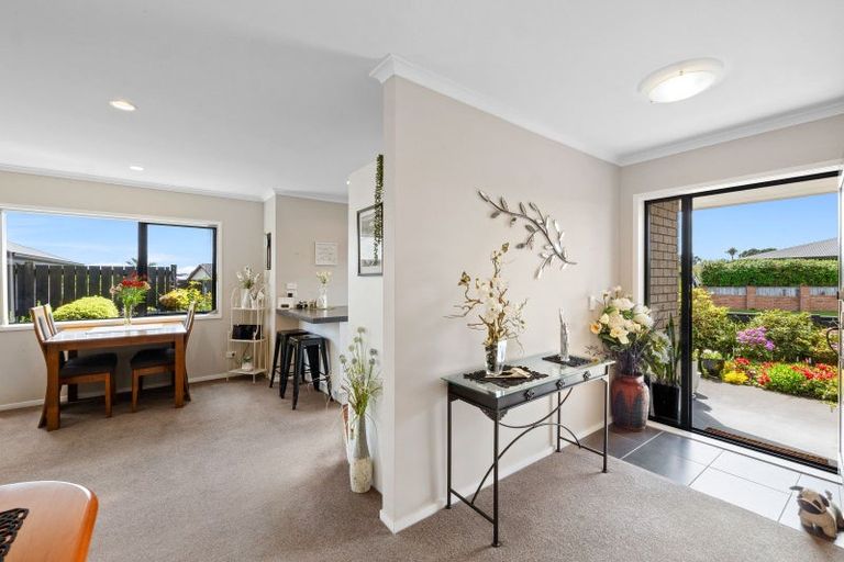 Photo of property in 27 Coby Sydney Drive, Bell Block, New Plymouth, 4312