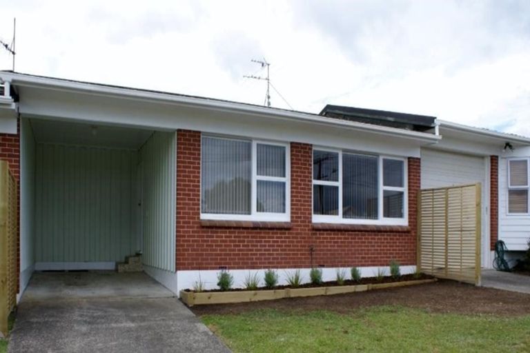 Photo of property in 2/3 Stanley Avenue, Milford, Auckland, 0620