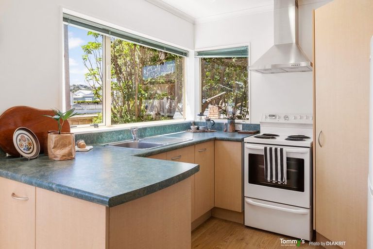 Photo of property in Miramar Villas, 11/6 Brussels Street, Miramar, Wellington, 6022