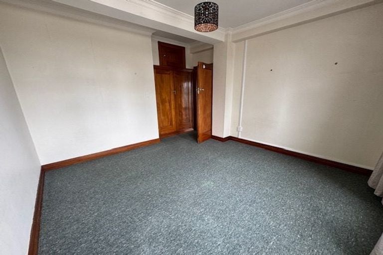 Photo of property in Elms Court Flats, 5/367 The Terrace, Te Aro, Wellington, 6011