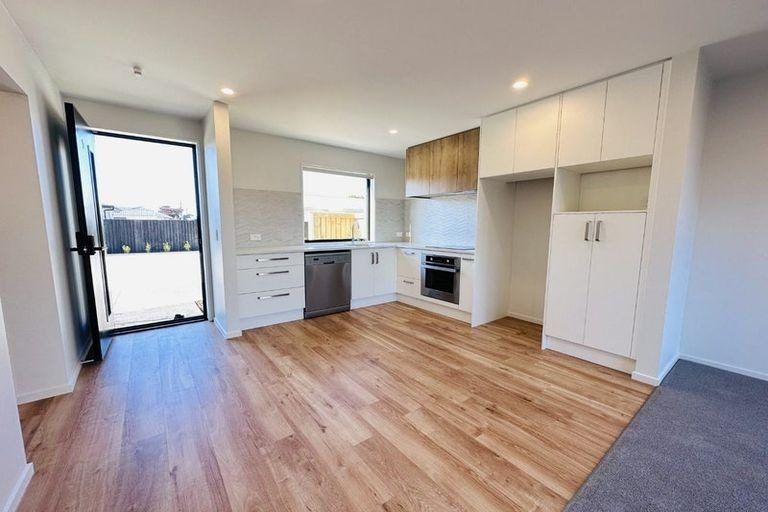 Photo of property in 7/9 Marcroft Street, Woolston, Christchurch, 8062