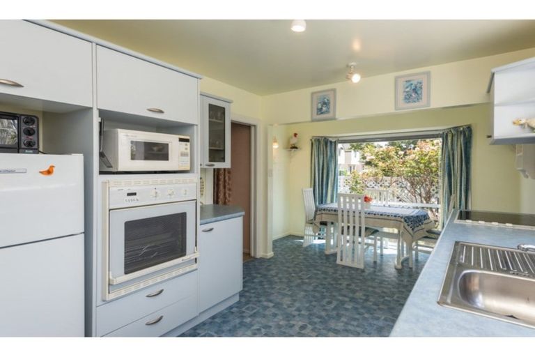 Photo of property in 33 Stoneyhurst Street, St Albans, Christchurch, 8014