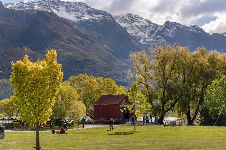 Photo of property in 5 Pigeon Place, Glenorchy, 9372