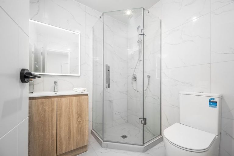 Photo of property in 108e Taikata Road, Te Atatu Peninsula, Auckland, 0610