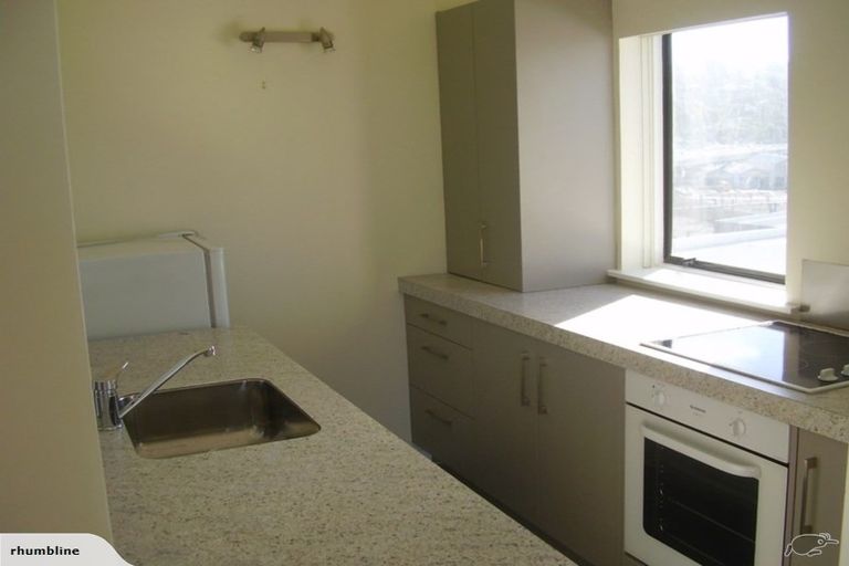 Photo of property in Hobson Court Flats, 55/70 Hobson Street, Thorndon, Wellington, 6011