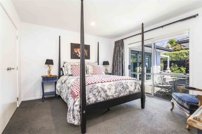 Photo of property in 15 Amokura Crescent, Flagstaff, Hamilton, 3210