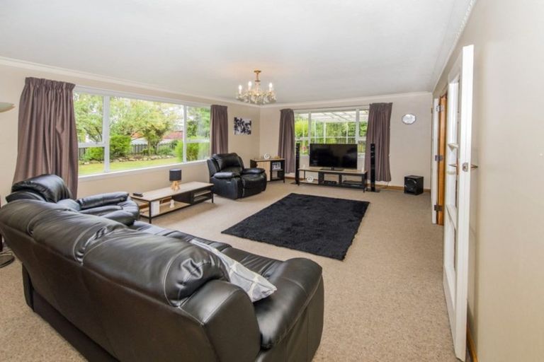 Photo of property in 28 Kimberley Road, Darfield, 7510