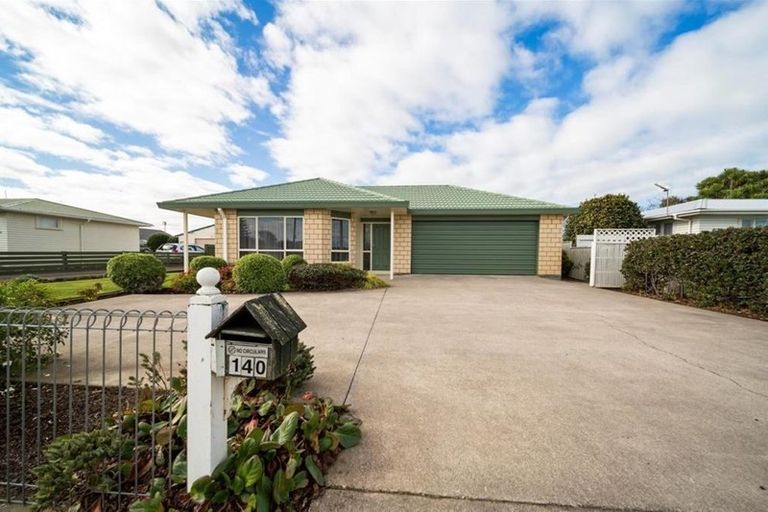 Photo of property in 140 Waihi Road, Hawera, 4610