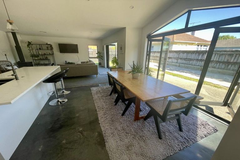 Photo of property in 21a Murray Street, Wallaceville, Upper Hutt, 5018