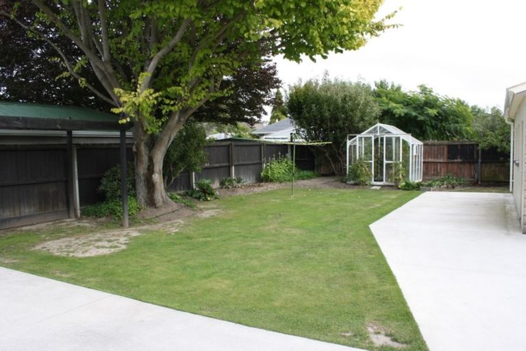 Photo of property in 9 Longmuir Street, Ilam, Christchurch, 8041