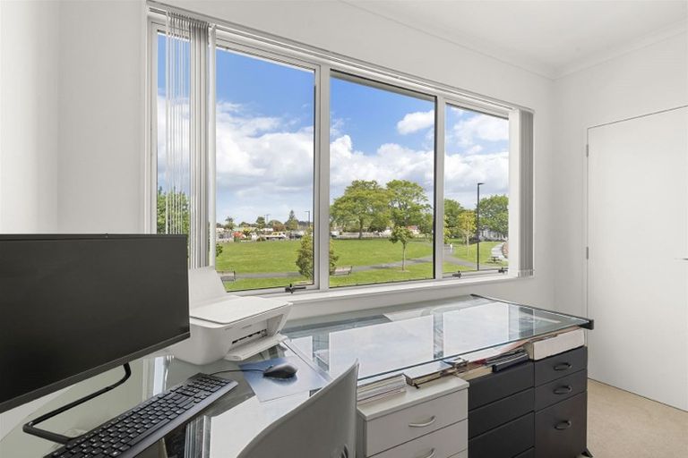 Photo of property in 37 Whenuapai Drive, Whenuapai, Auckland, 0618
