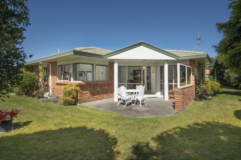 Property details for 25b Russley Drive, Mount Maunganui, 3116