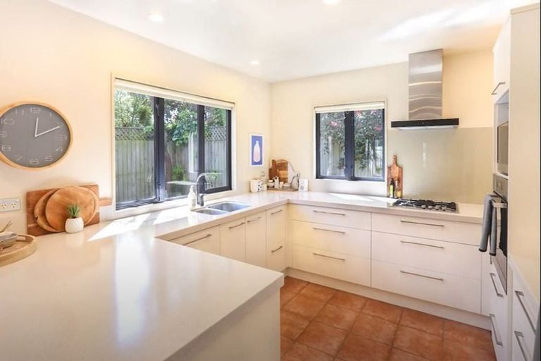 Photo of property in 40a Thornycroft Street, Fendalton, Christchurch, 8052