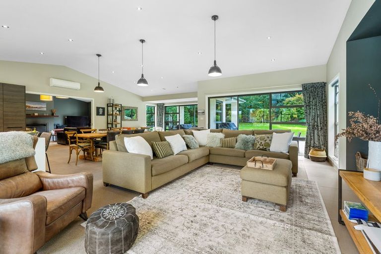 Photo of property in 32 Tirohanga Road, North Taieri, Mosgiel, 9092