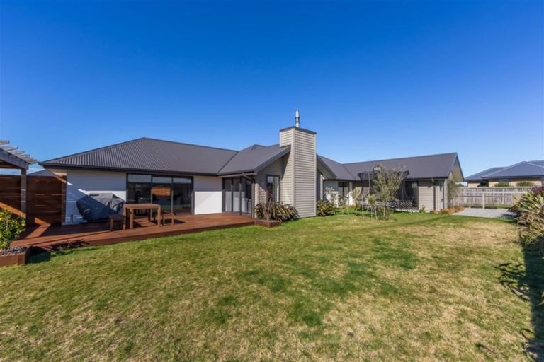 Photo of property in 23 Jacqueline Drive, West Melton, 7618